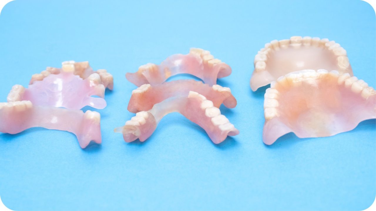 jenis gigi palsu valplast | Passion Dental Care
